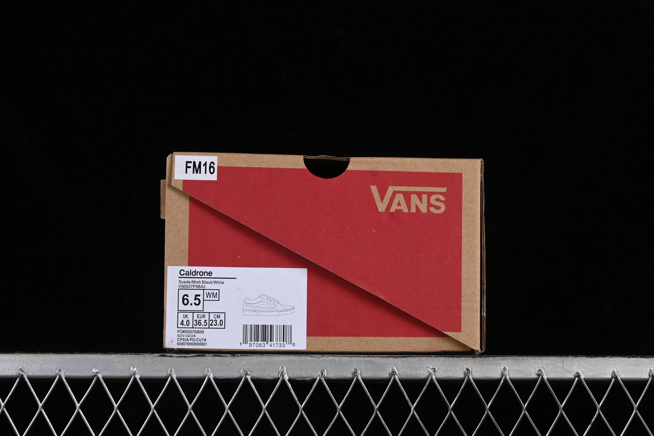 All categories Vans Vans series Vans Low Vans low-top Vans Caldrone Vans official Black Warrior American retro casual skateboard shoes VN0007P9BA2